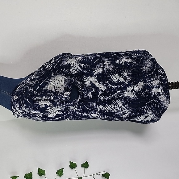 Rafaella Navy White Lace Overlay Blouse Top - Picture 6 of 9